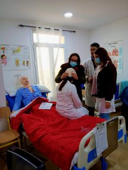 photo de la formation aide soignant(e) à l'école paramédicale AUXMED sise AZAZGA wilaya de Tizi-Ouzou